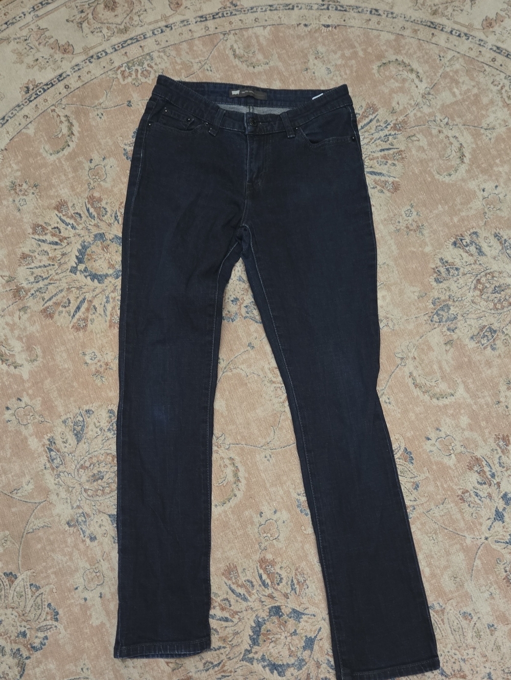 Levi's Mid Rise Skinny Jeans Dark Blue Classic 5 Pocket Stretch Size 6M EUC